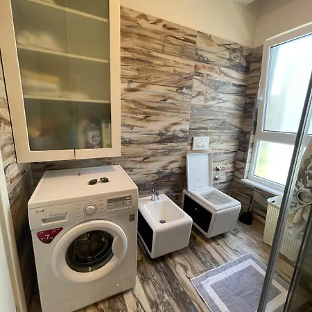 Apartman 26, Lura 2, Gjiri I Lalezit