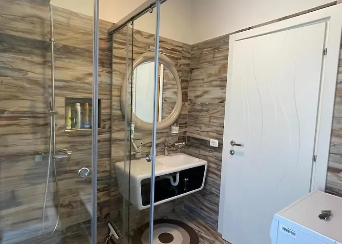 26, Lura 2, Gjiri I Lalezit